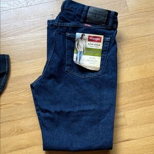 Wrangler Men's Relaxed Fit Jeans - Deep Blue